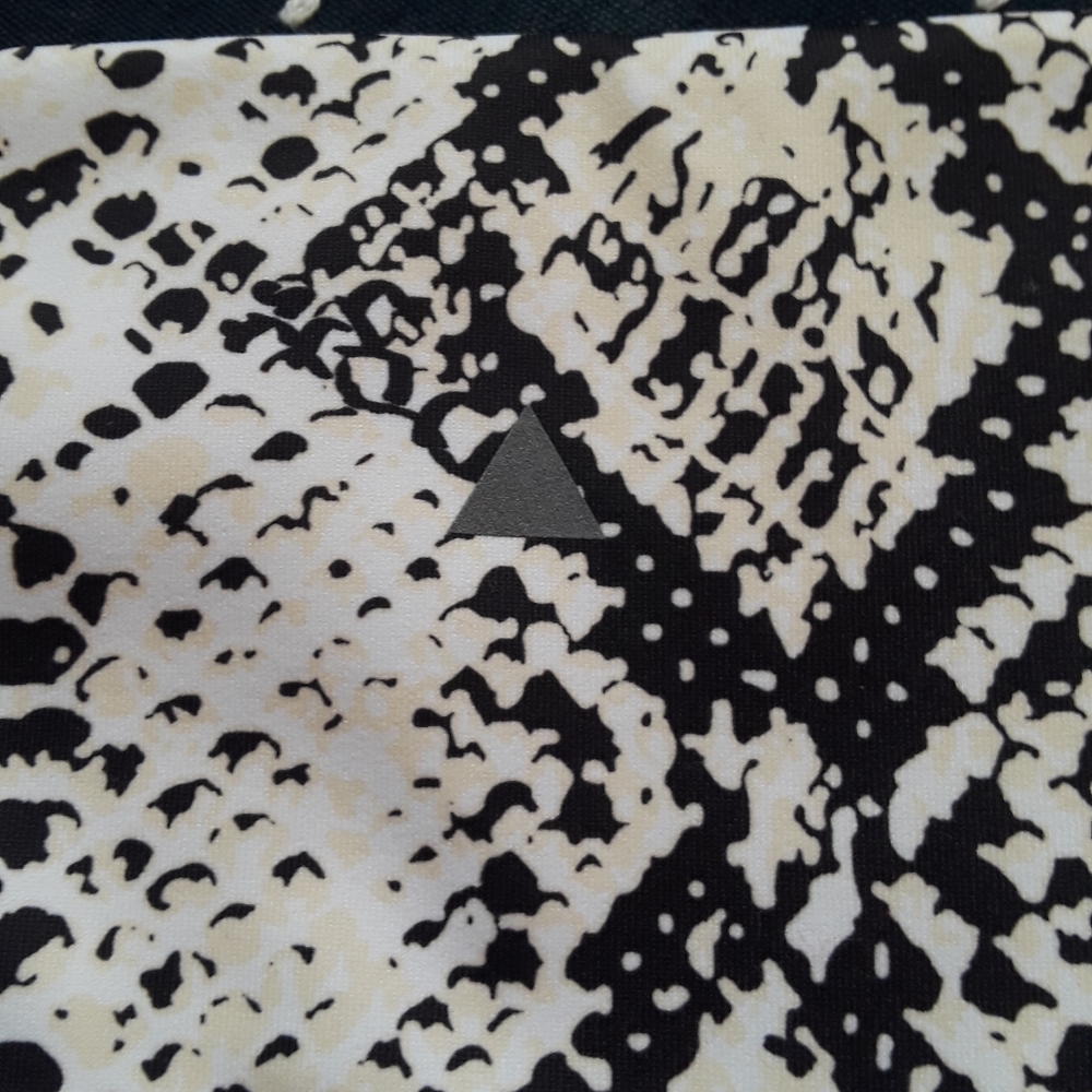 Balance Athletica| Rider Shorts Python Bike Shorts - Picture 2 of 5